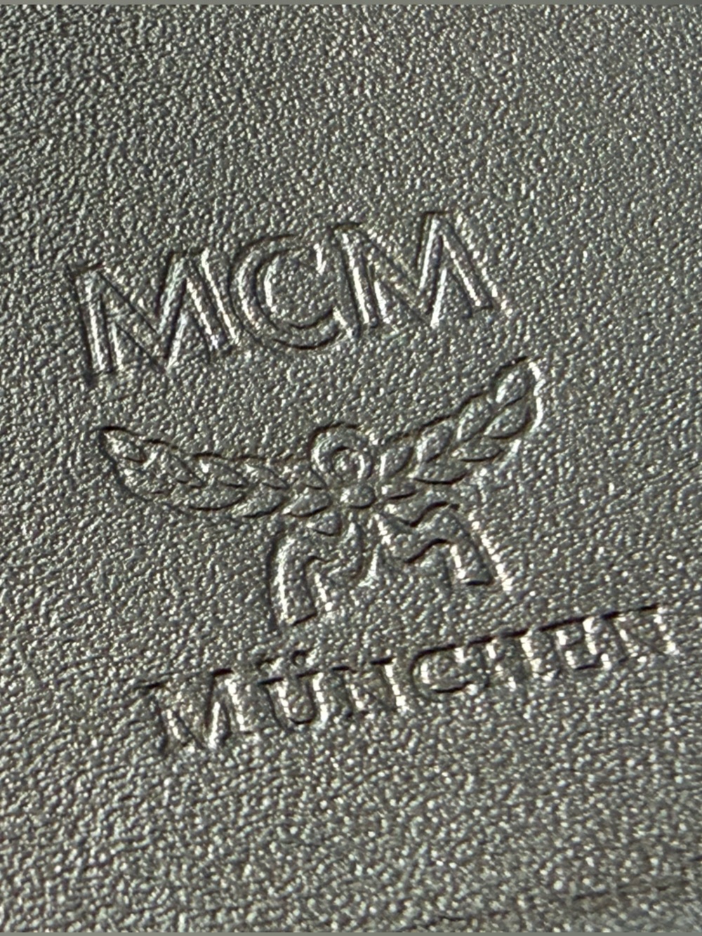 MCM Black Leather Long Wallet with Gold Plaque - Picture 4 of 6